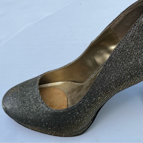 Gold Sparkly High Heel Shoes by Fioni NIGHT - Size 9 - Picture 4 of 7